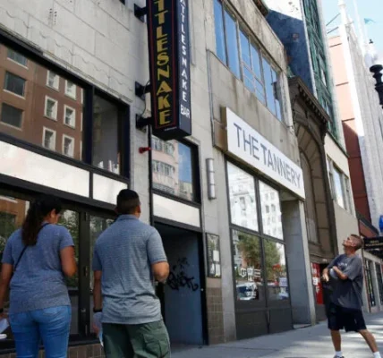 Boston Takes Initiative: Grants Awarded to Revitalize Local Businesses and Reduce Empty Storefronts