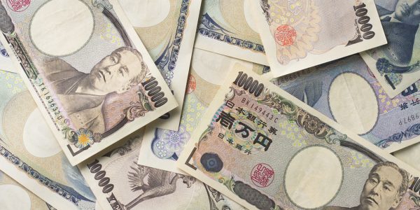 US Dollar Surges Amid Global Economic Concerns and Yen Weakness, Driven by China's Woes