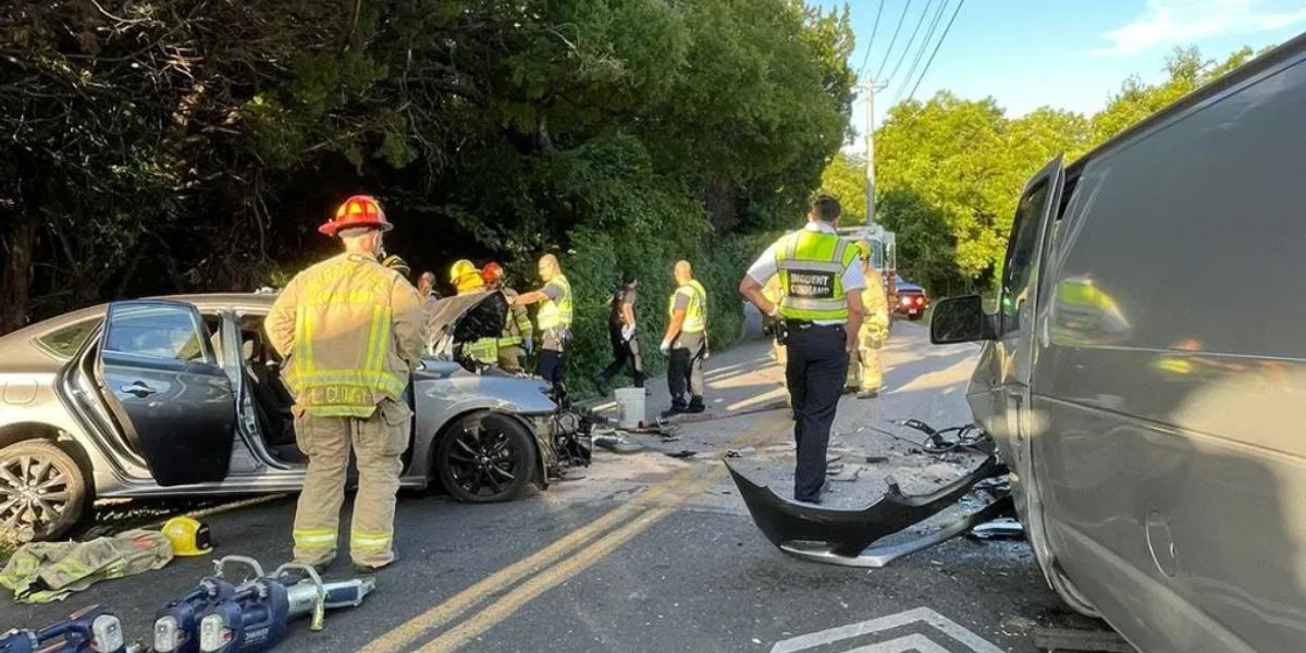 ONE INJURED IN SOUTH AUSTIN CRASH Involving Two Vehicles and Motorbike, ATCEMS Reports